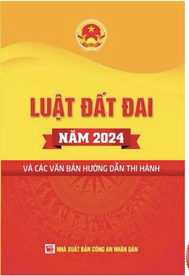 Sách Luật đất đai năm 2024 ( cuốn )