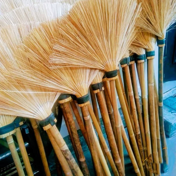Chổi TRE ( cái )