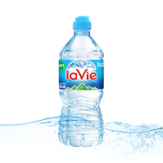 Nước Lavie bình