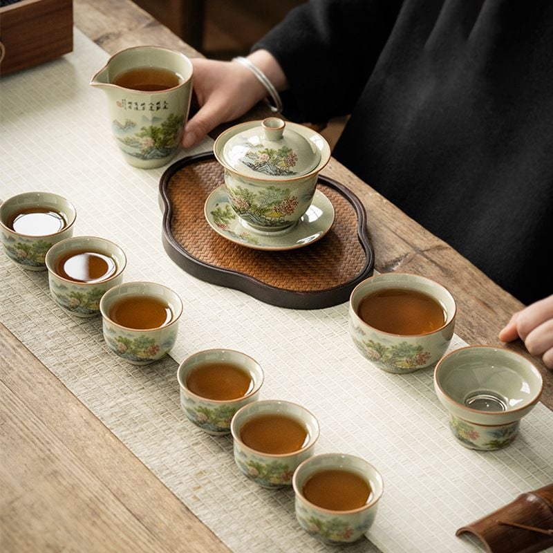 Bộ ấm chén gốm mộc