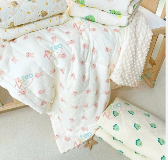Chăn bốn mùa trần bông 1 x 1,9m